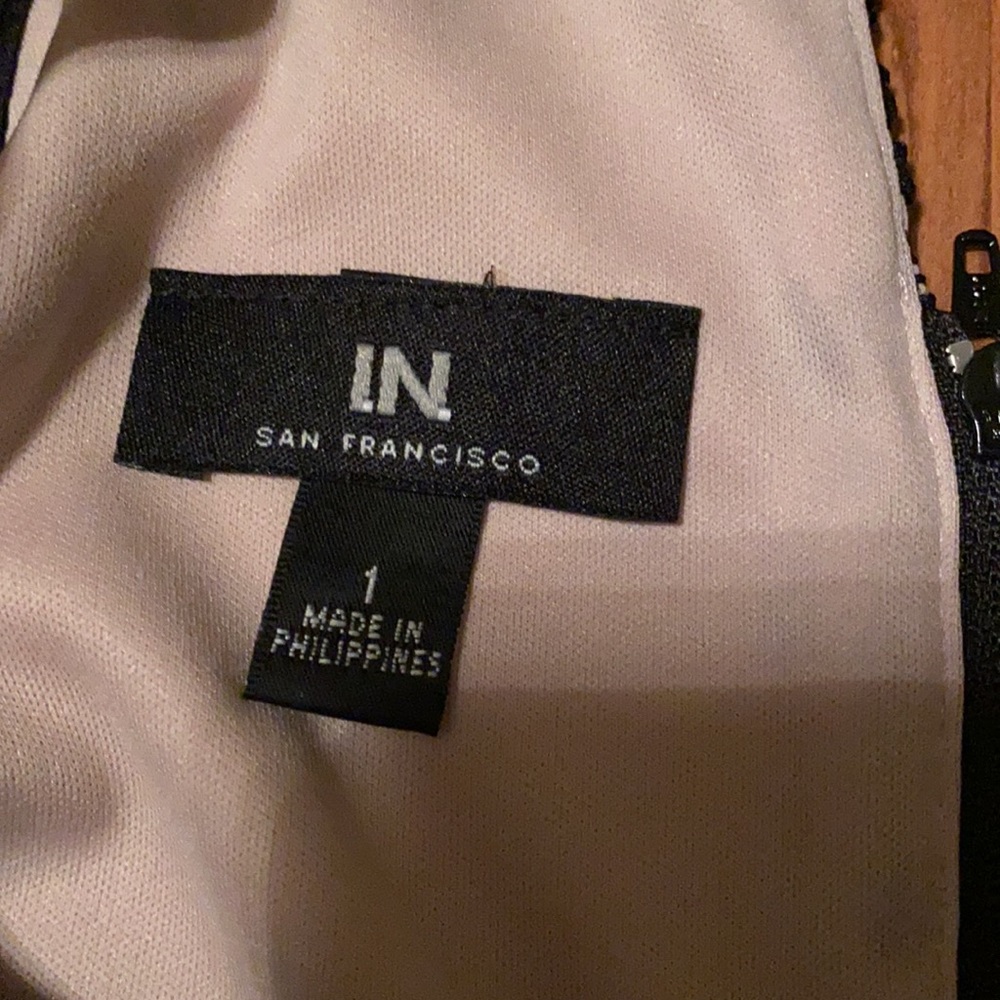 Dress - Picture 3 of 4